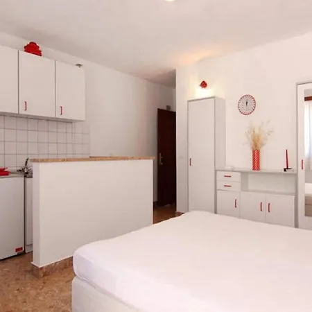 Apartment Nadia - With Terrace And Sea View A1 *